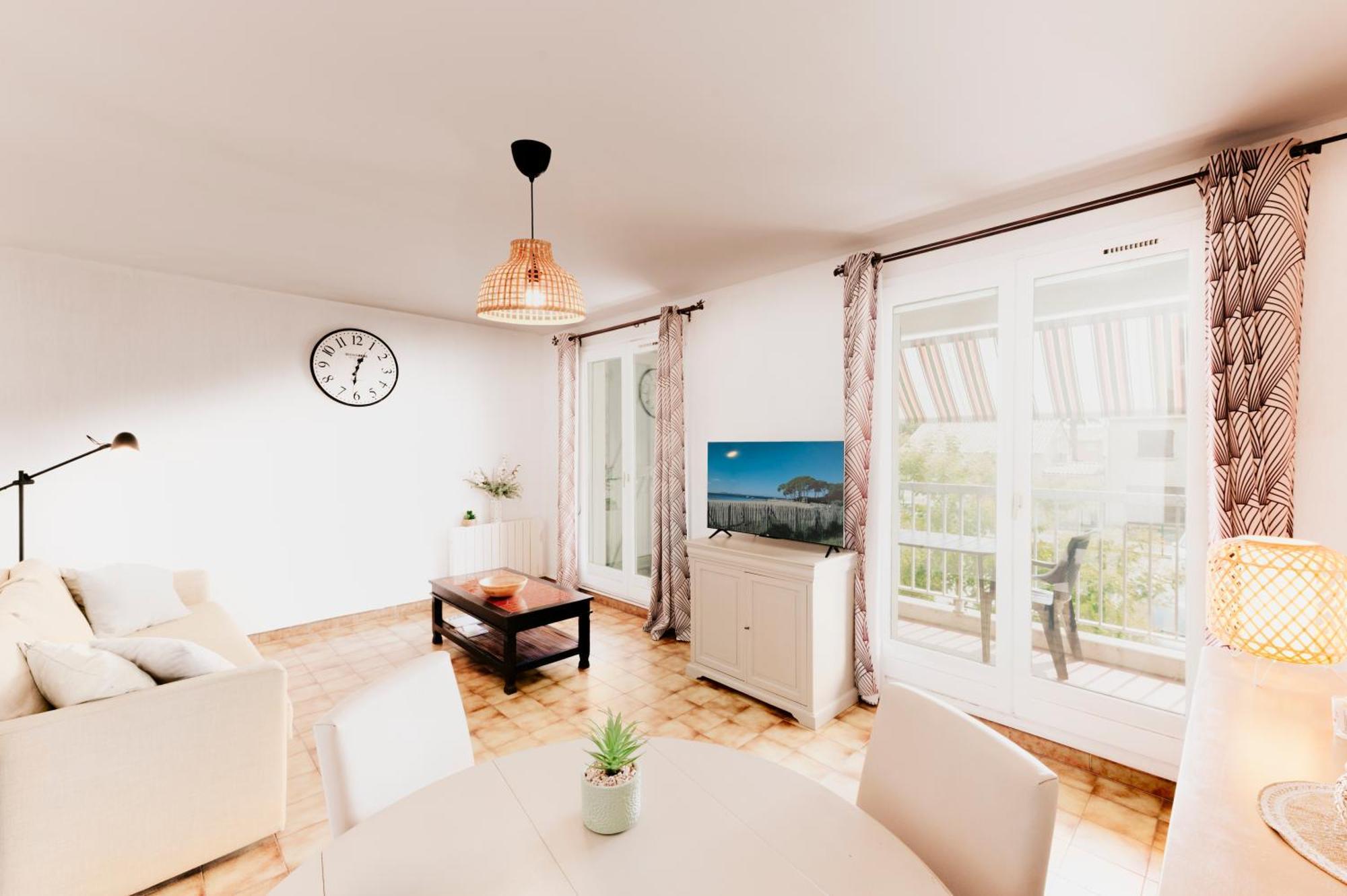 Netflix - Lit Queen Size - Terrasse Plein Sud - Climatisation - 2'Centre-Ville - 6'Mer - Parking Prive - 56M2 - L'Olivine - Offre Speciale 라론드레모레 외부 사진